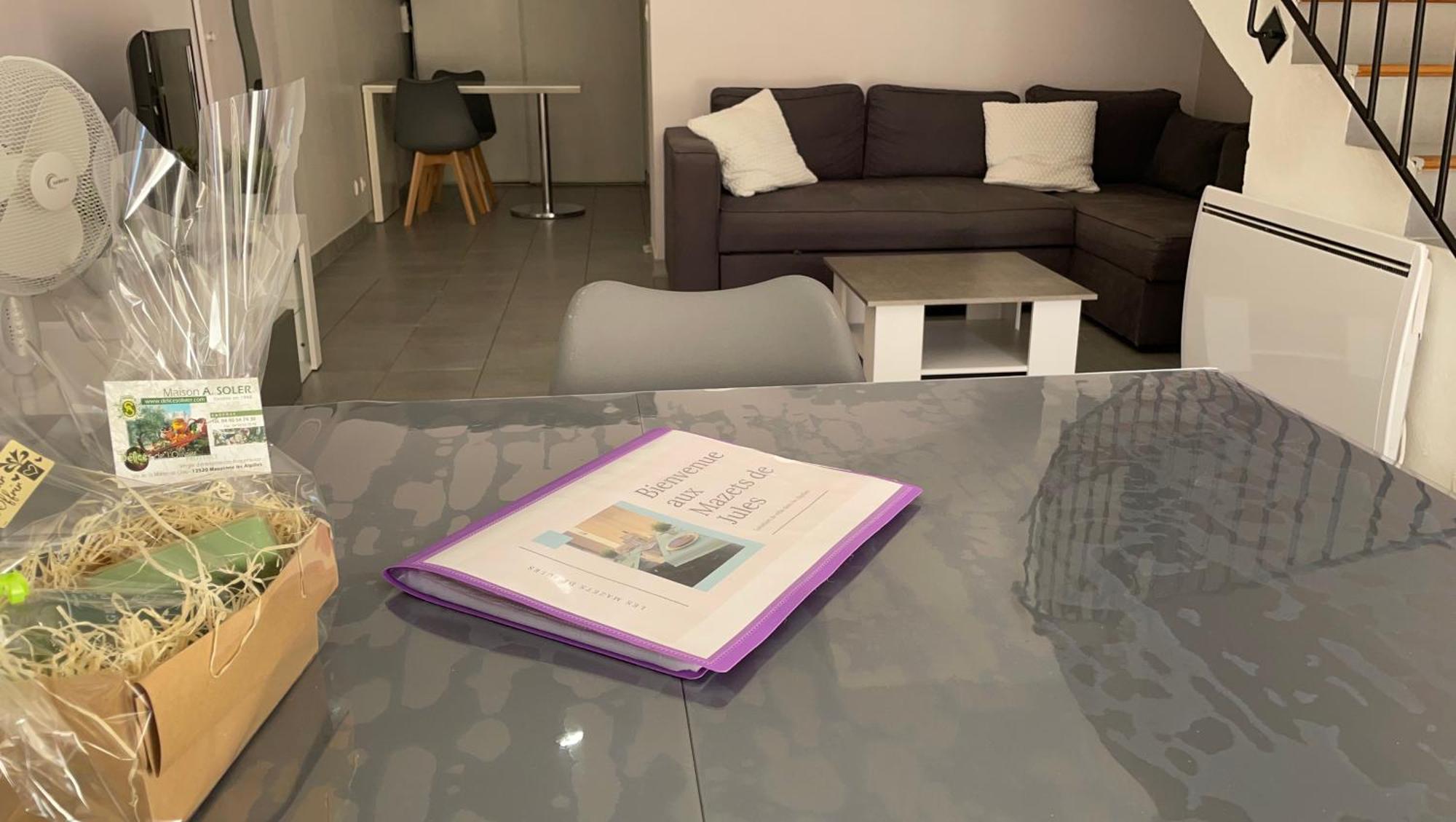 Maison Tendance Avec Jardin, Centre Village, Alpilles, Familles Eyragues Exterior foto